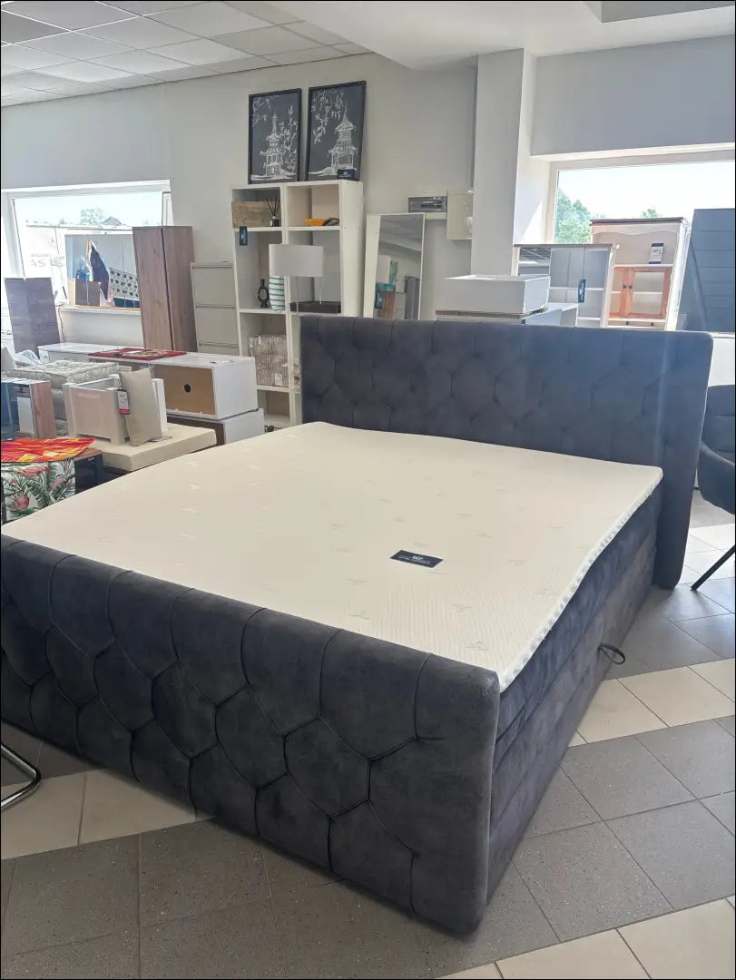 Miegamojo lova (180x200cm) GI814 - €600 Save 60% __label:Pristatymas 1-2 d.d., color-pilka, material-aksomas,