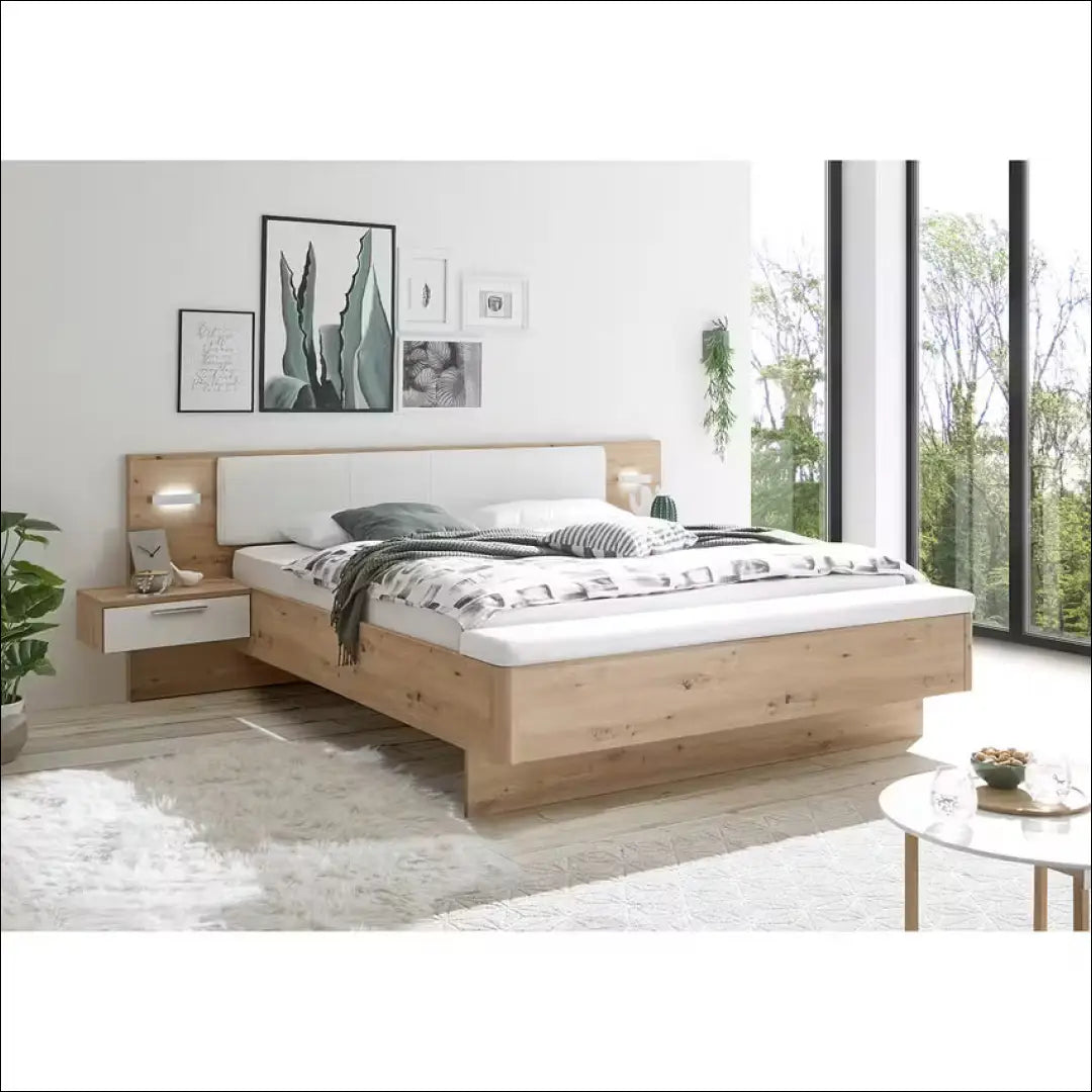 Miegamojo lova su naktiniais staliukais GI580 - €344 Save 55% __label:Pristatymas 1-2 d.d., color-balta, color-ruda,