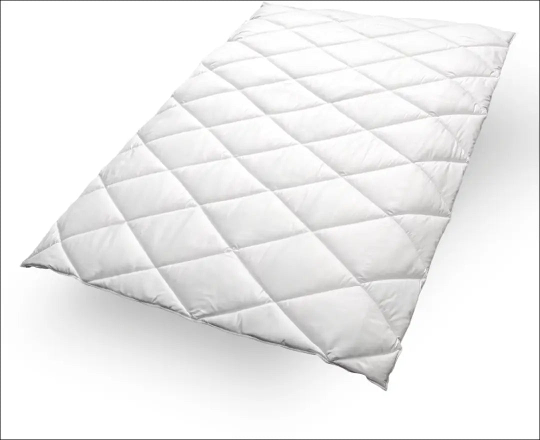 Mikropluošto antklodė (155x220cm) DI12367 - €22 Save 50% __label:Pristatymas 1-2 d.d., antklodes, color-balta,
