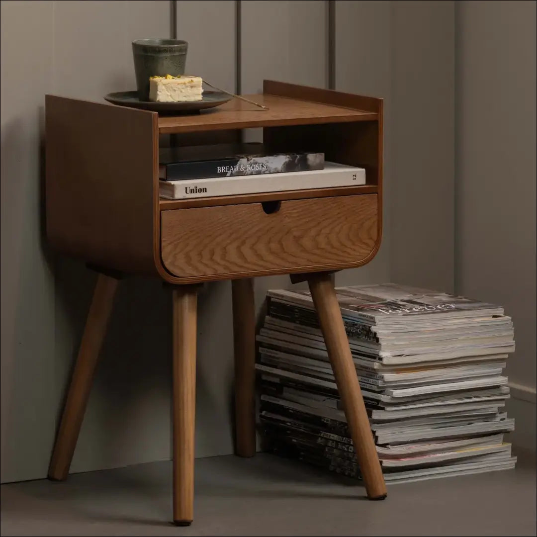 Naktinis staliukas GI640 - €25 Save 70% 25-50, __label:Pristatymas 1-2 d.d., color-ruda, material-mdf, pazeistas to €50