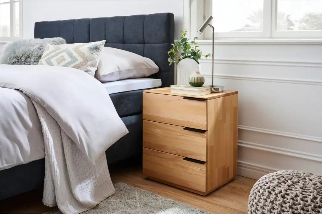 Naktinis staliukas GI777 - €80 Save 50% 50-100, __label:Pristatymas 1-2 d.d., color-ruda, material-medzio-masyvas,