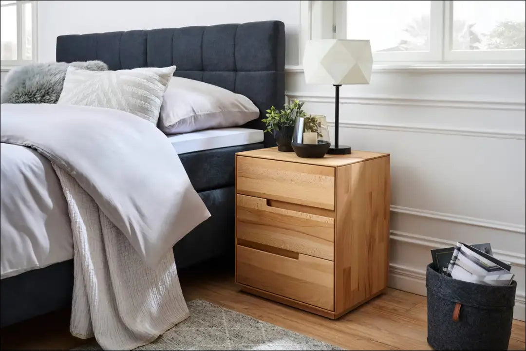 Naktinis staliukas GI781 - €70 Save 50% 50-100, __label:Pristatymas 1-2 d.d., color-ruda, material-medzio-masyvas,