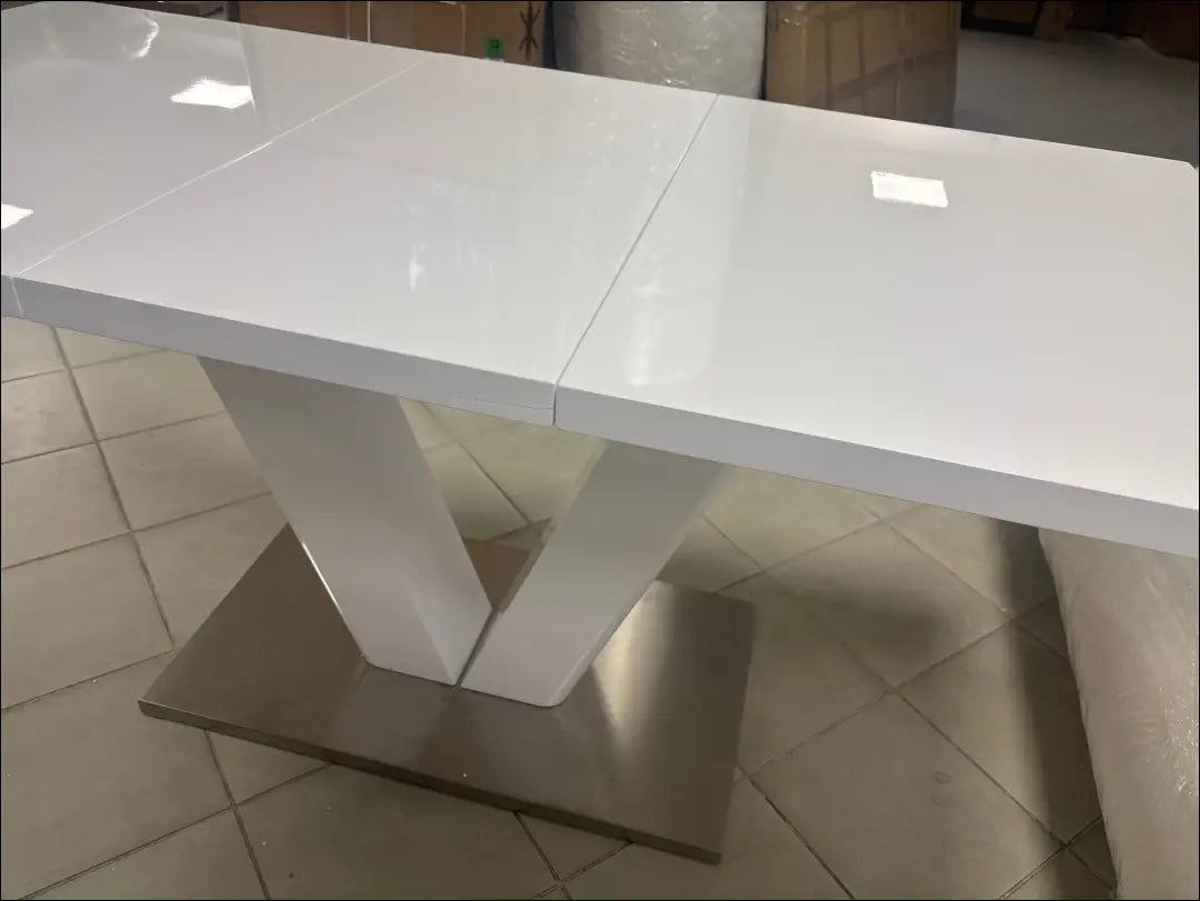 Padidinamas valgomojo stalas VI1415 - €180 Save 65% 100-200, __label:Pristatymas 1-2 d.d., color-balta, material-mdf,