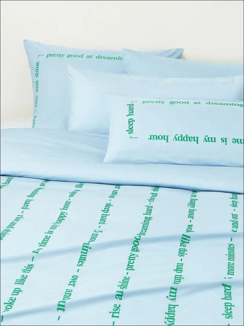 Pagalvės užvalkalas DI11383 - €10 Save 65% __label:Pristatymas 1-2 d.d., color-melyna, material-medvilne,