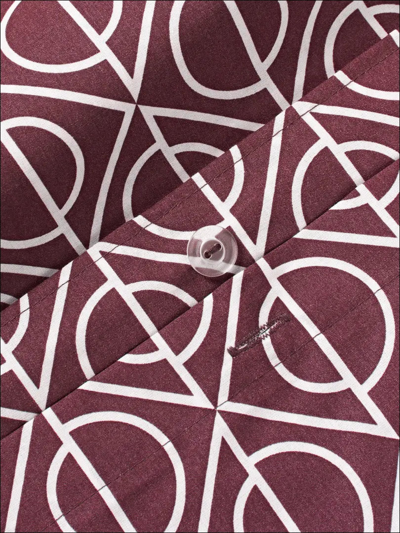 Pagalvės užvalkalas DI11576 - €6 Save 65% __label:Pristatymas 1-2 d.d., color-balta, color-raudona, material-medvilne,