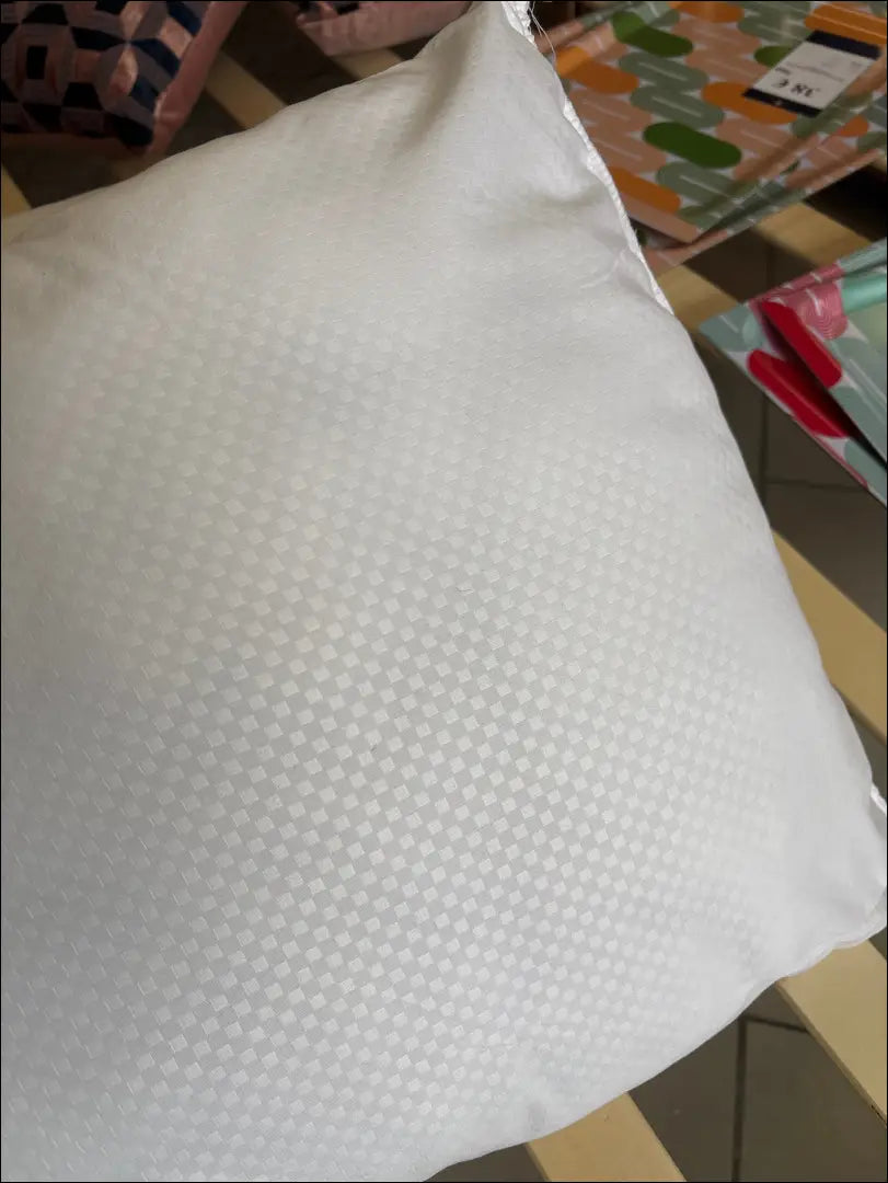 Pagalvių komplektas (2vnt) DI9078 - €14 Save 55% __label:Pristatymas 1-2 d.d., color-balta, material-poliesteris,