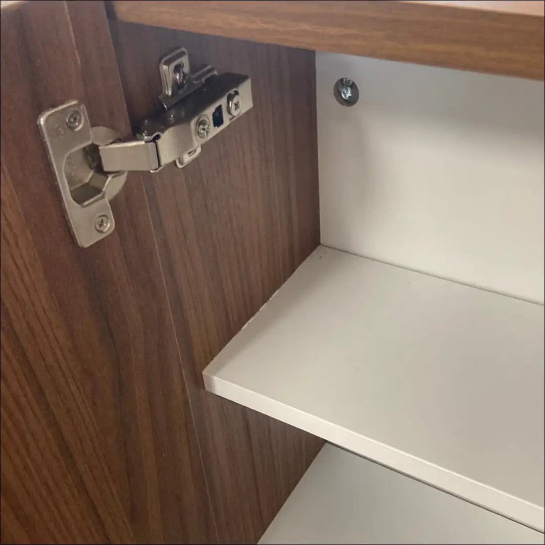 Pakabinama spintelė KI705 - €66 Save 60% 50-100, __label:Pristatymas 1-2 d.d., color-ruda, material-mediena, pazeistas