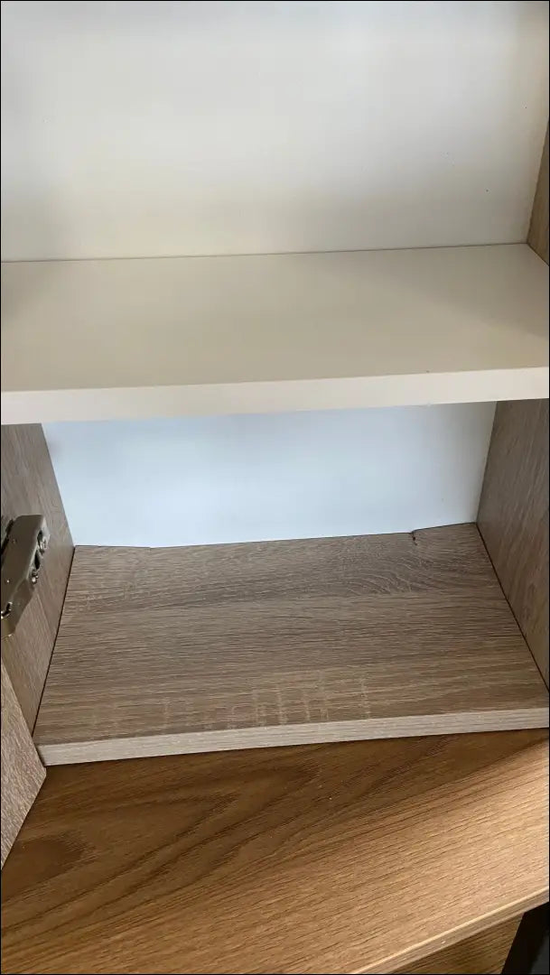 Pakabinama spintelė KI708 - €52 Save 55% 50-100, __label:Pristatymas 1-2 d.d., color-ruda, material-mediena, pazeistas