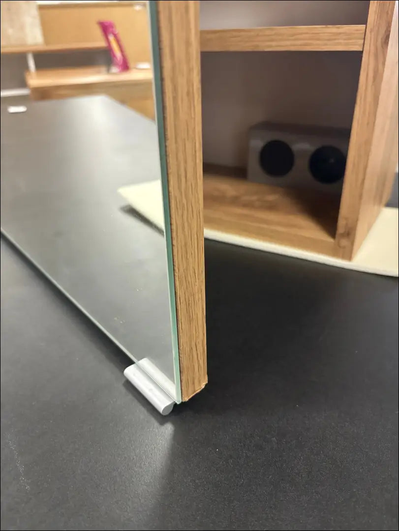 Pakabinama vonios spintelė su apšvietimu KI1507 - €39 Save 65% 25-50, __label:Pristatymas 1-2 d.d., color-ruda,