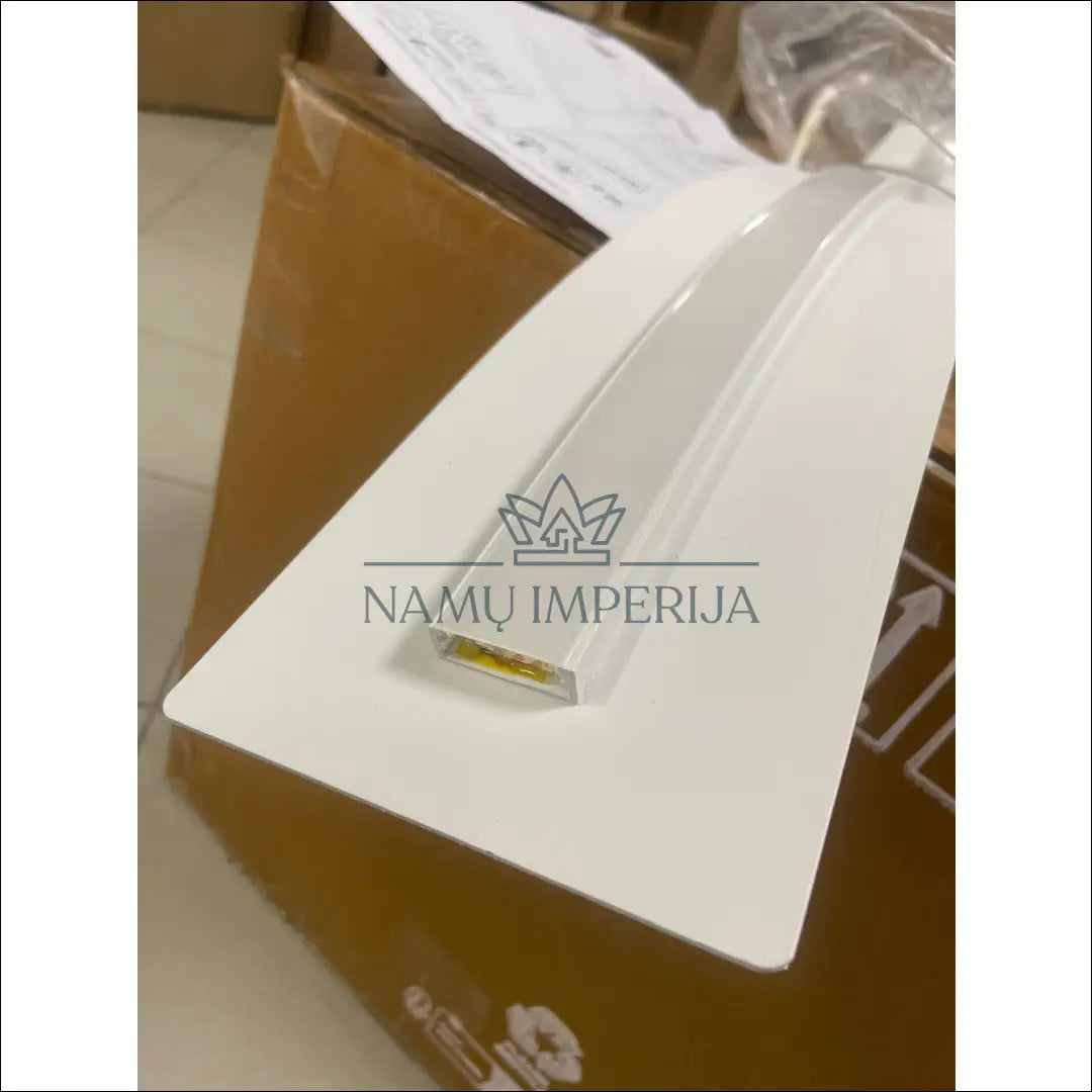 Pakabinamas LED šviestuvas DI6602 - €70 Save 65% 50-100, color-balta, material-metalas, material-plastikas, pazeistas