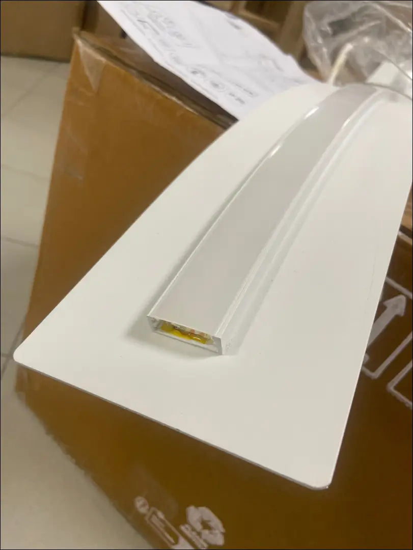 Pakabinamas LED šviestuvas DI6602 - €70 Save 65% 50-100, color-balta, material-metalas, material-plastikas, pazeistas