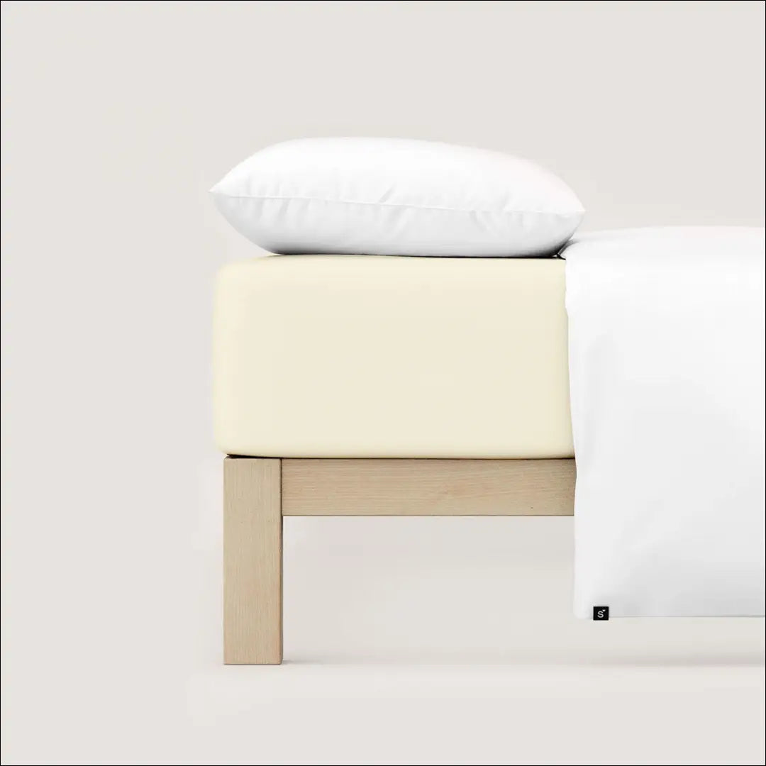 Paklodė su guma DI11852 - €28 Save 50% 25-50, __label:Pristatymas 1-2 d.d., color-geltona, material-elastanas, paklode