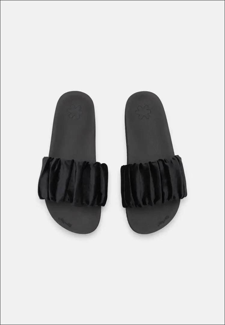 Paplūdimio šlepetės (36) DR145 - €25 Save 50% 25-50, __label:Pristatymas 1-2 d.d., color-juoda, drabuziai, tekstile