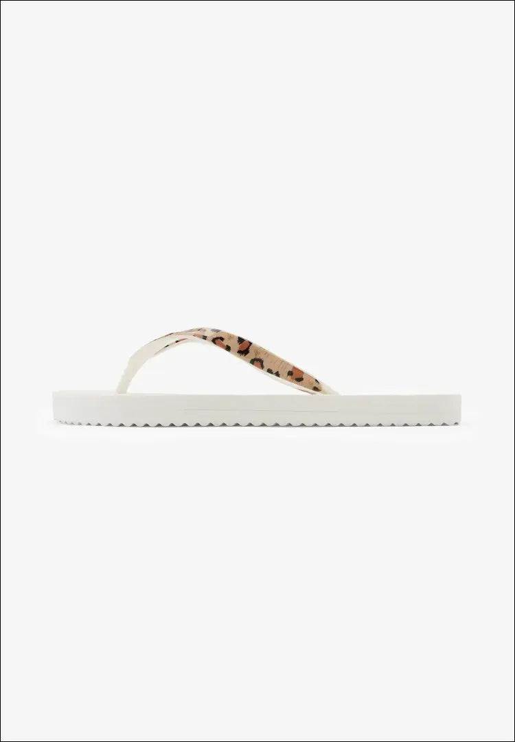 Paplūdimio šlepetės (42) DR138 - €18 Save 50% __label:Pristatymas 1-2 d.d., color-balta, color-ruda, drabuziai,