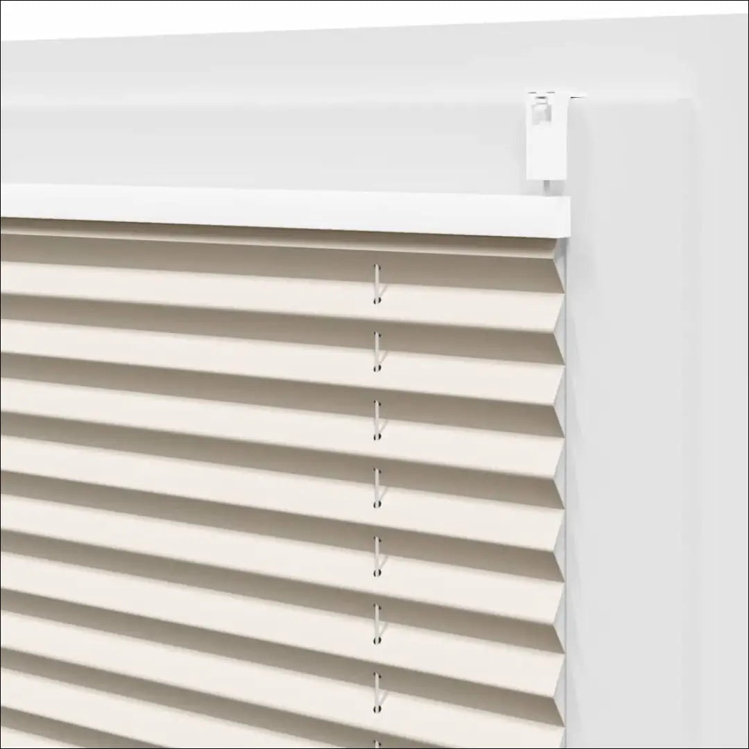 Plisuota žaliuzė DI10349 - €18 Save 50% __label:Pristatymas 1-2 d.d., color-kremas, material-poliesteris, tekstile,