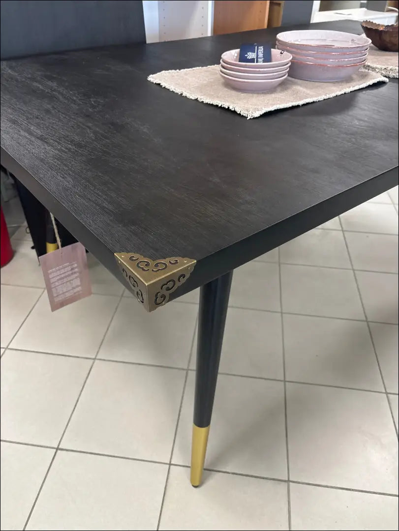 Prailginamas valgomojo stalas VI1023 - €436 Save 55% __label:Pristatymas 1-2 d.d., color-auksine, color-juoda,