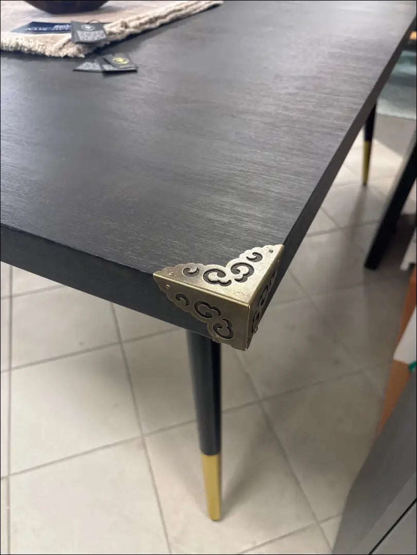 Prailginamas valgomojo stalas VI1023 - €436 Save 55% __label:Pristatymas 1-2 d.d., color-auksine, color-juoda,