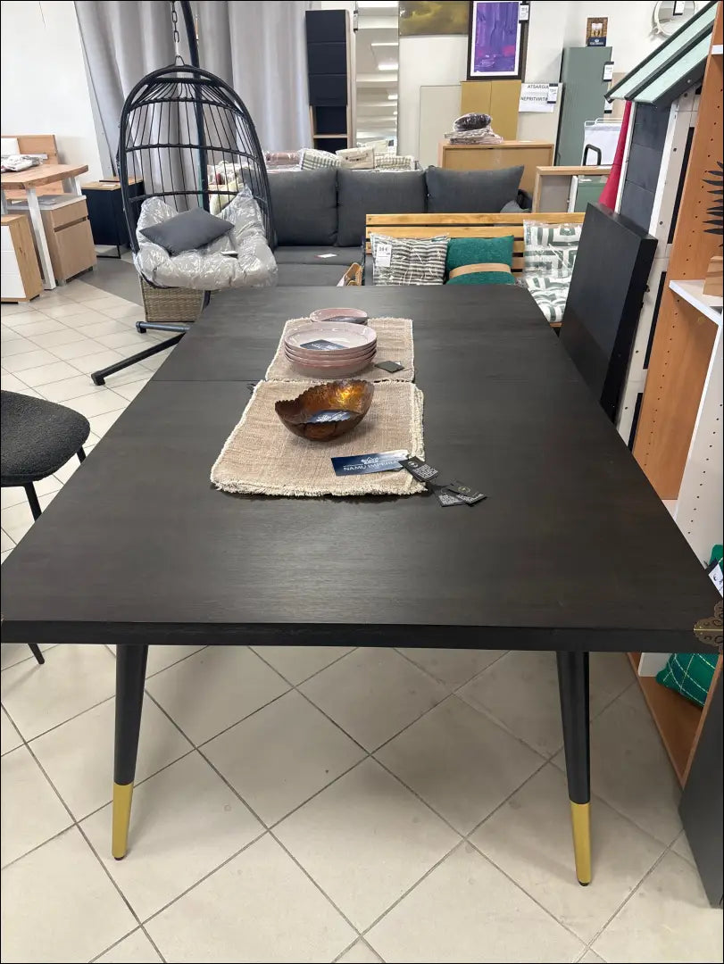 Prailginamas valgomojo stalas VI1023 - €436 Save 55% __label:Pristatymas 1-2 d.d., color-auksine, color-juoda,