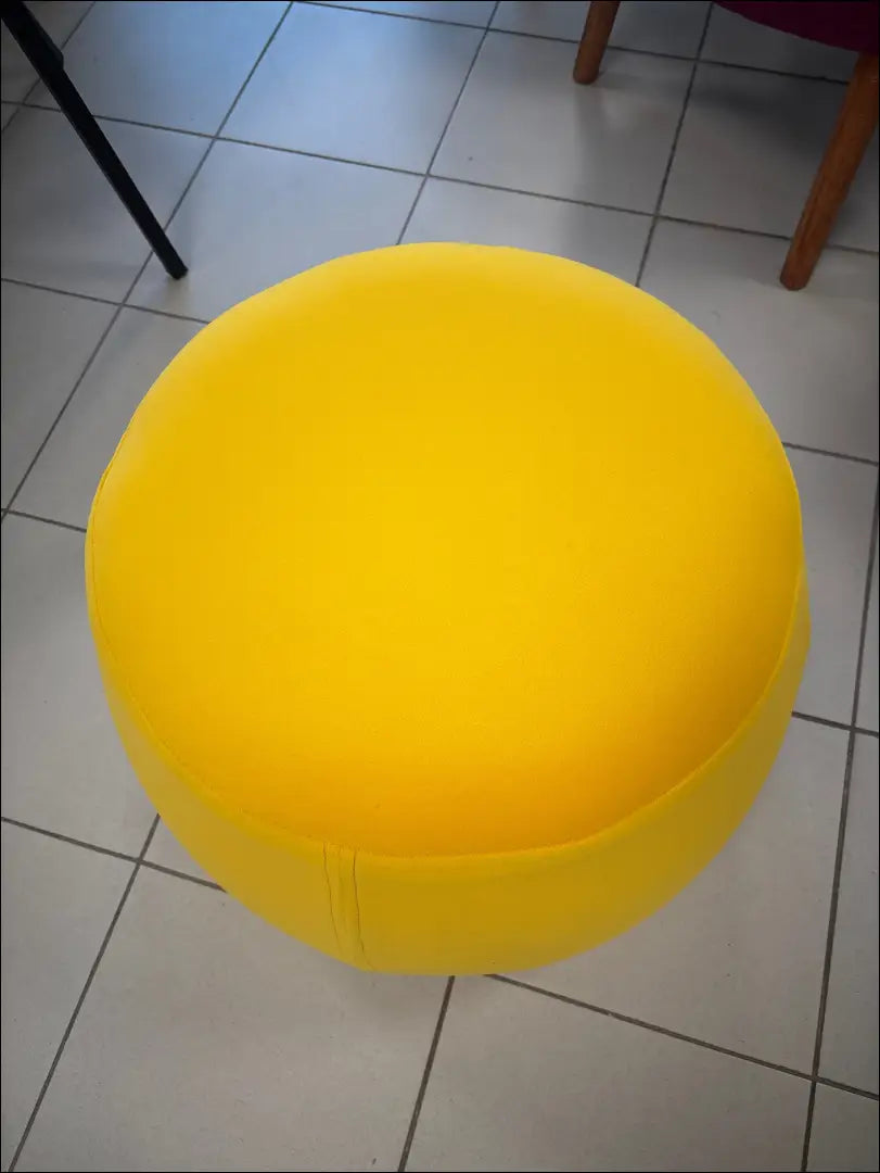 Pufas MI821 - €25 Save 50% 25-50, __label:Pristatymas 1-2 d.d., color-geltona, material-aksomas, material-poliesteris