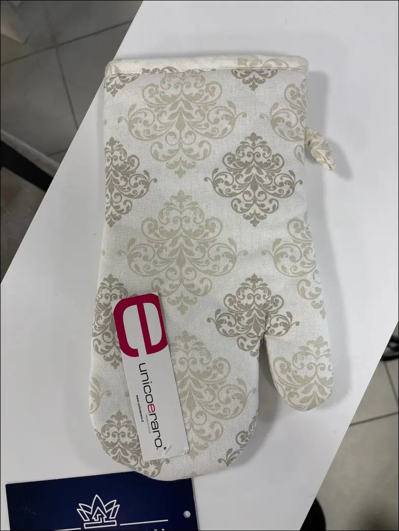 Puodkelė/pirštinė DI9574 - €11 Save 55% __label:Pristatymas 1-2 d.d., color-balta, color-smelio, interjeras,