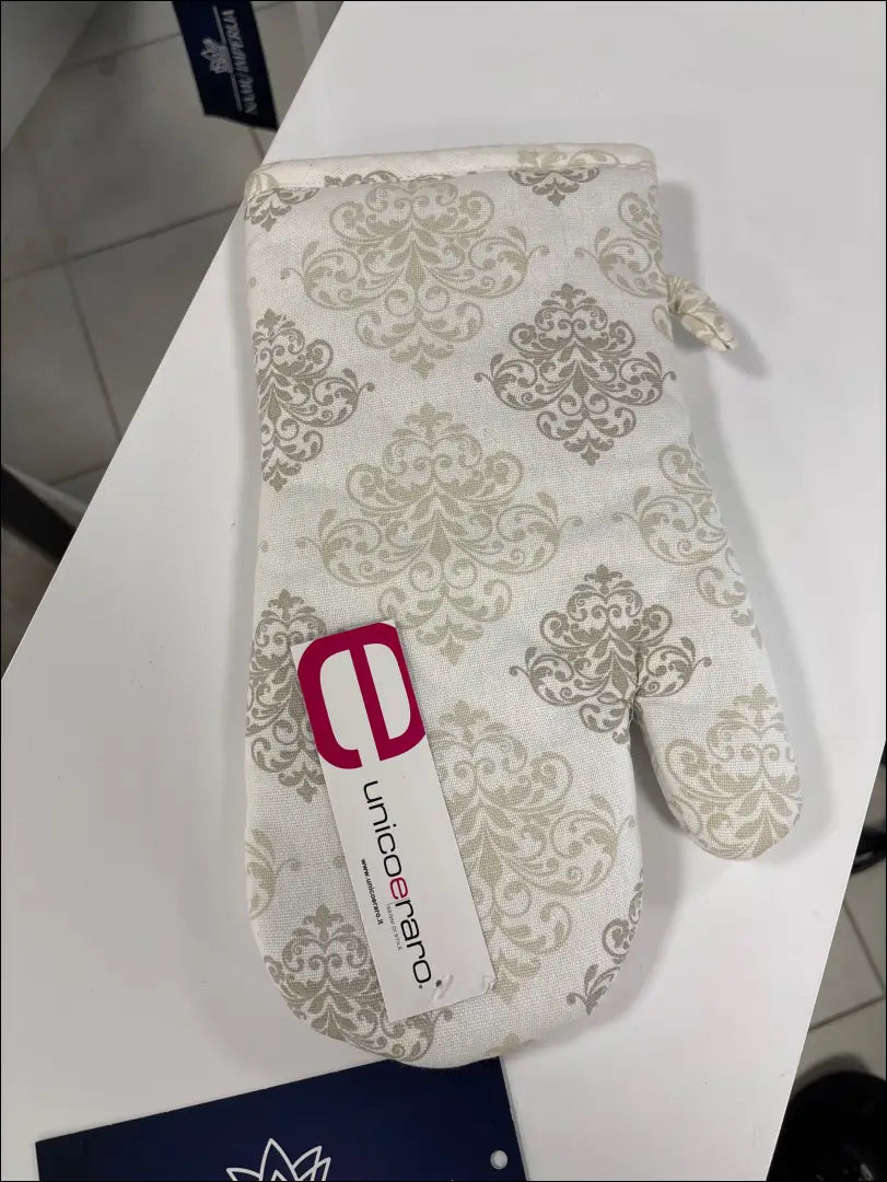 Puodkelė/pirštinė DI9574 - €11 Save 55% __label:Pristatymas 1-2 d.d., color-balta, color-smelio, interjeras,