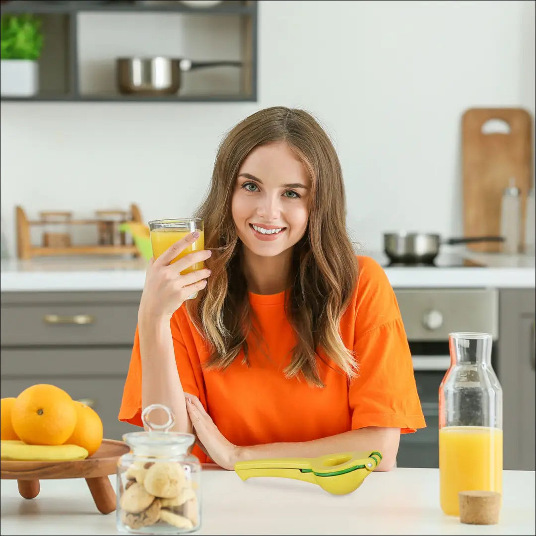 Rankinė sulčiaspaudė DI8614 - €9 Save 55% __label:Pristatymas 1-2 d.d., color-geltona, color-zalia, interjeras,