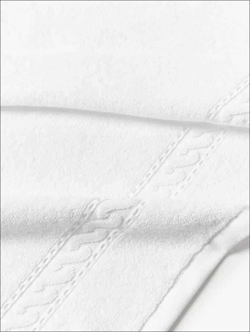 Rankšluosčių komplektas (3vnt) DI4643 - €14 Save 65% __label:Pristatymas 1-2 d.d., color-balta, material-medvilne,