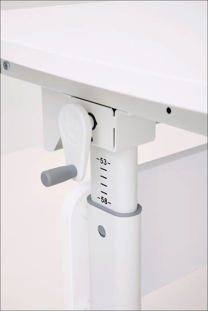 Reguliuojamas darbo stalas BI296 - €200 Save 50% __label:Pristatymas 1-2 d.d., biuro-baldai, biuro-stalai, color-balta,