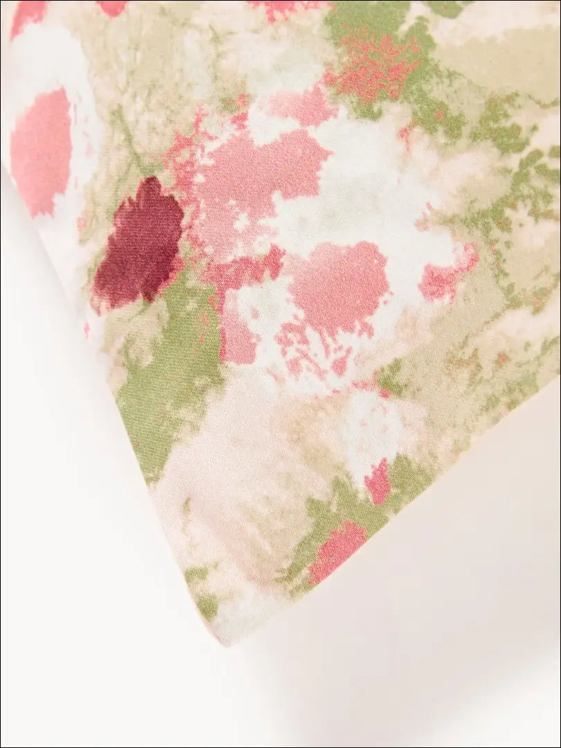 Satino pagalvės užvalkalas DI11579 - €7 Save 50% __label:Pristatymas 1-2 d.d., color-marga, color-margas, color-rozine,