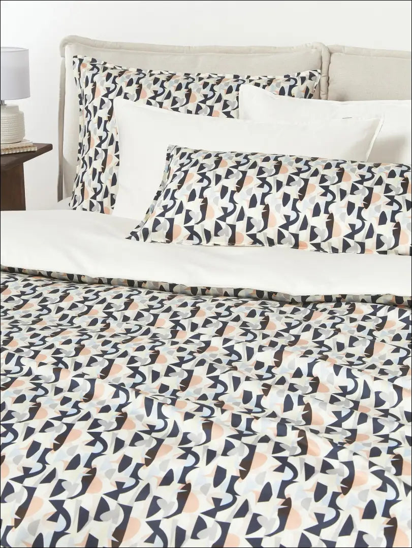 Satino pagalvės užvalkalas DI5440 - __label:Pristatymas 1-2 d.d., color-kremas, color-marga, color-margas,