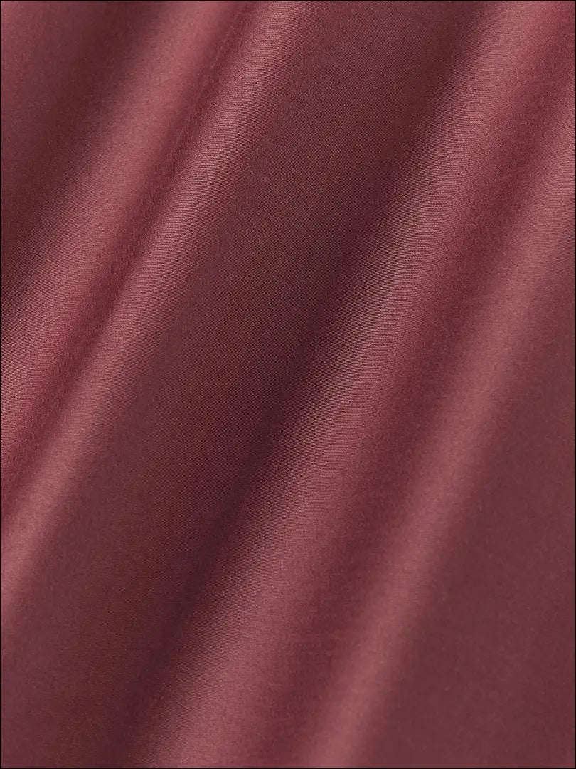 Satino paklodė (180x200cm) DI9893 - €28 Save 65% 25-50, __label:Pristatymas 1-2 d.d., color-raudona, material-medvilne,