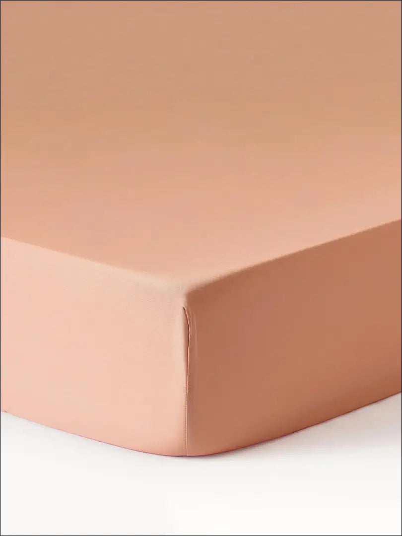 Satino paklodė (180x200cm) DI9902 - €16 Save 70% __label:Pristatymas 1-2 d.d., color-rozine, material-medvilne,