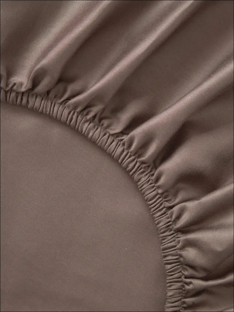 Satino paklodė (200x200cm) DI9876 - €21 Save 70% __label:Pristatymas 1-2 d.d., color-ruda, material-medvilne,