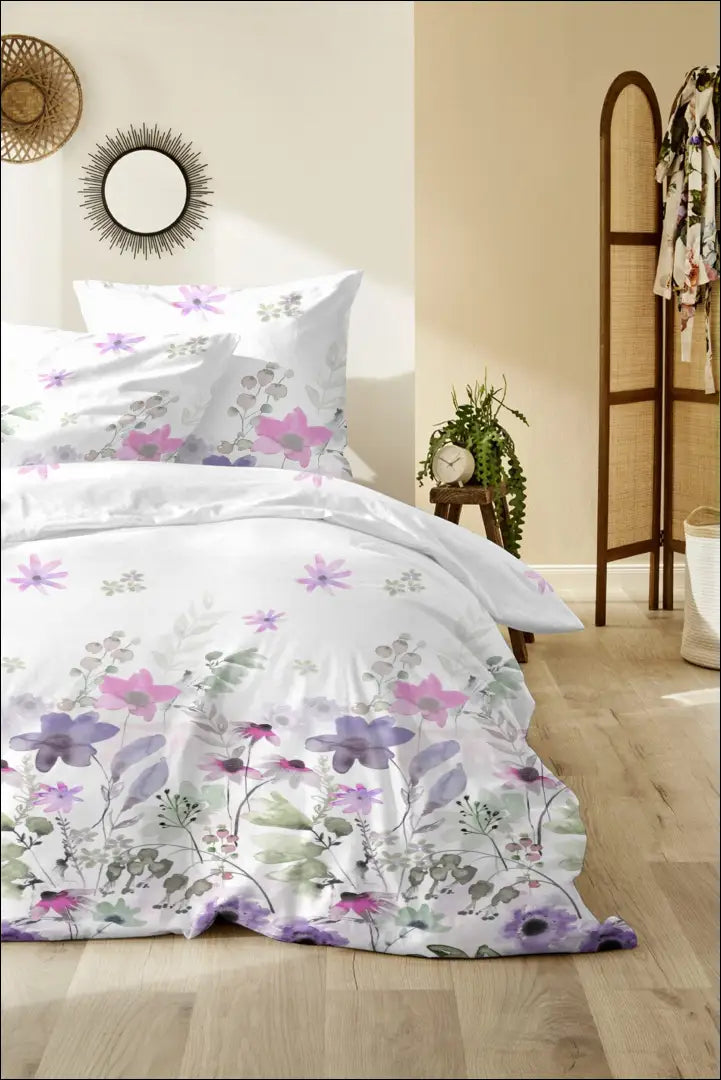 Satino patalynės komplektas (2 dalys) DI11428 - €23 Save 60% __label:Pristatymas 1-2 d.d., color-balta, color-marga,