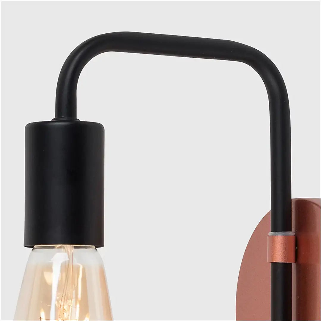 Sieninis šviestuvas DI10782 - €23 Save 50% __label:Pristatymas 1-2 d.d., color-auksine, color-juoda, interjeras,