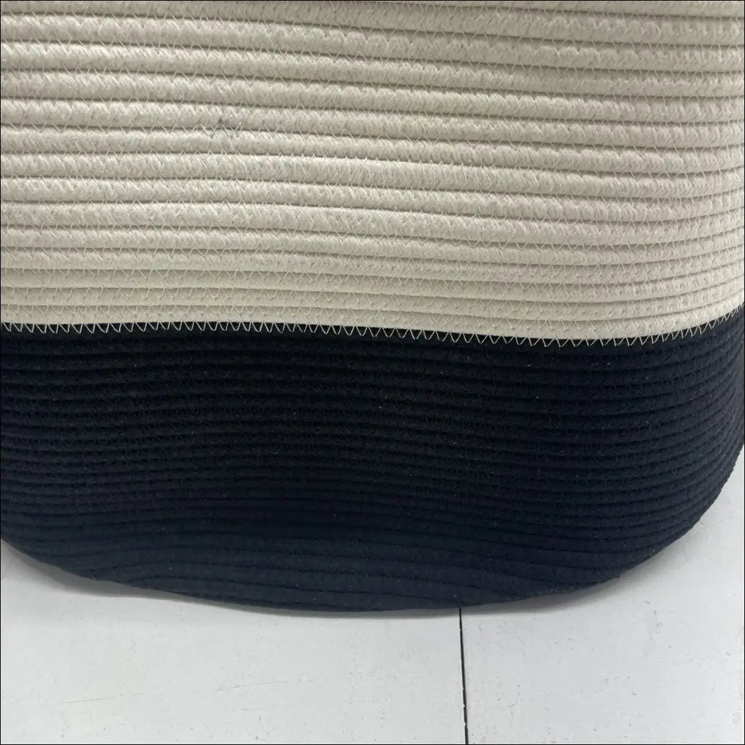 Skalbinių krepšys DI9263 - €23 Save 50% __label:Pristatymas 1-2 d.d., color-balta, color-juoda, material-medvilne,