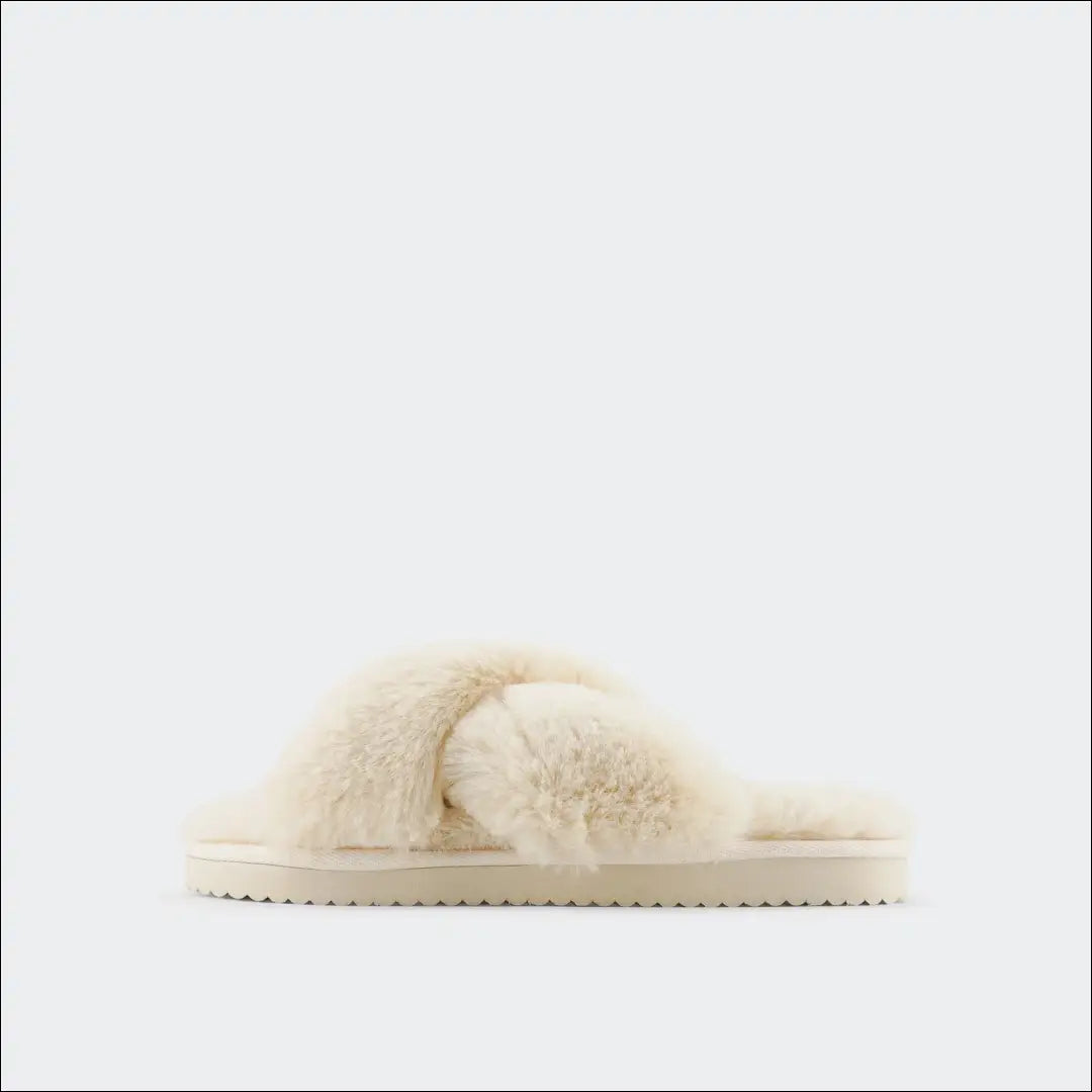 Šlepetės (42) DR126 - €25 Save 50% 25-50, __label:Pristatymas 1-2 d.d., color-kremas, drabuziai,