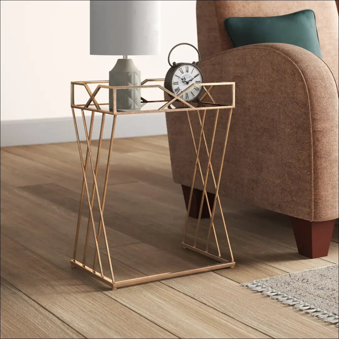 Šoninis staliukas SI1952 - €74 Save 50% 50-100, __label:Pristatymas 1-2 d.d., color-auksine, material-metalas,