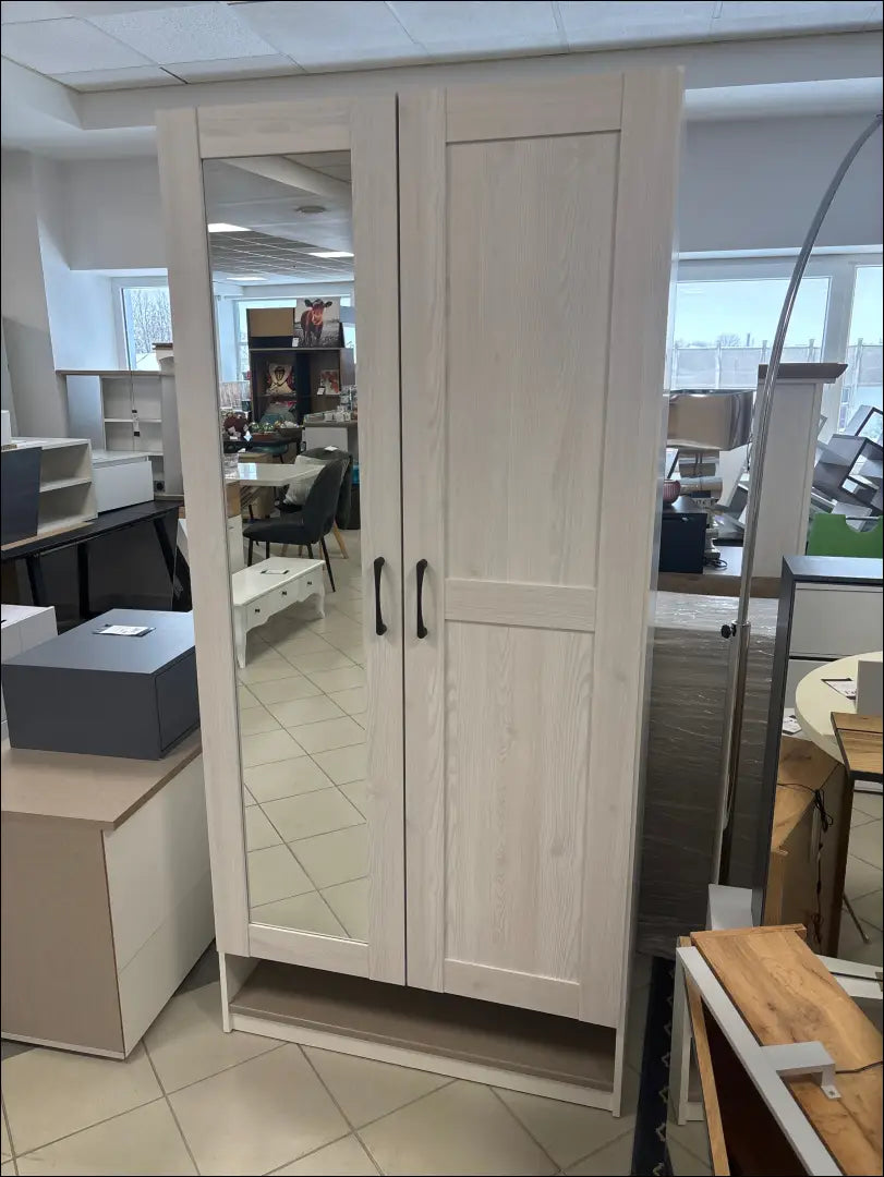 Spinta GI644 - €135 Save 50% 100-200, __label:Pristatymas 1-2 d.d., biuro-baldai, color-balta, material-mediena €100