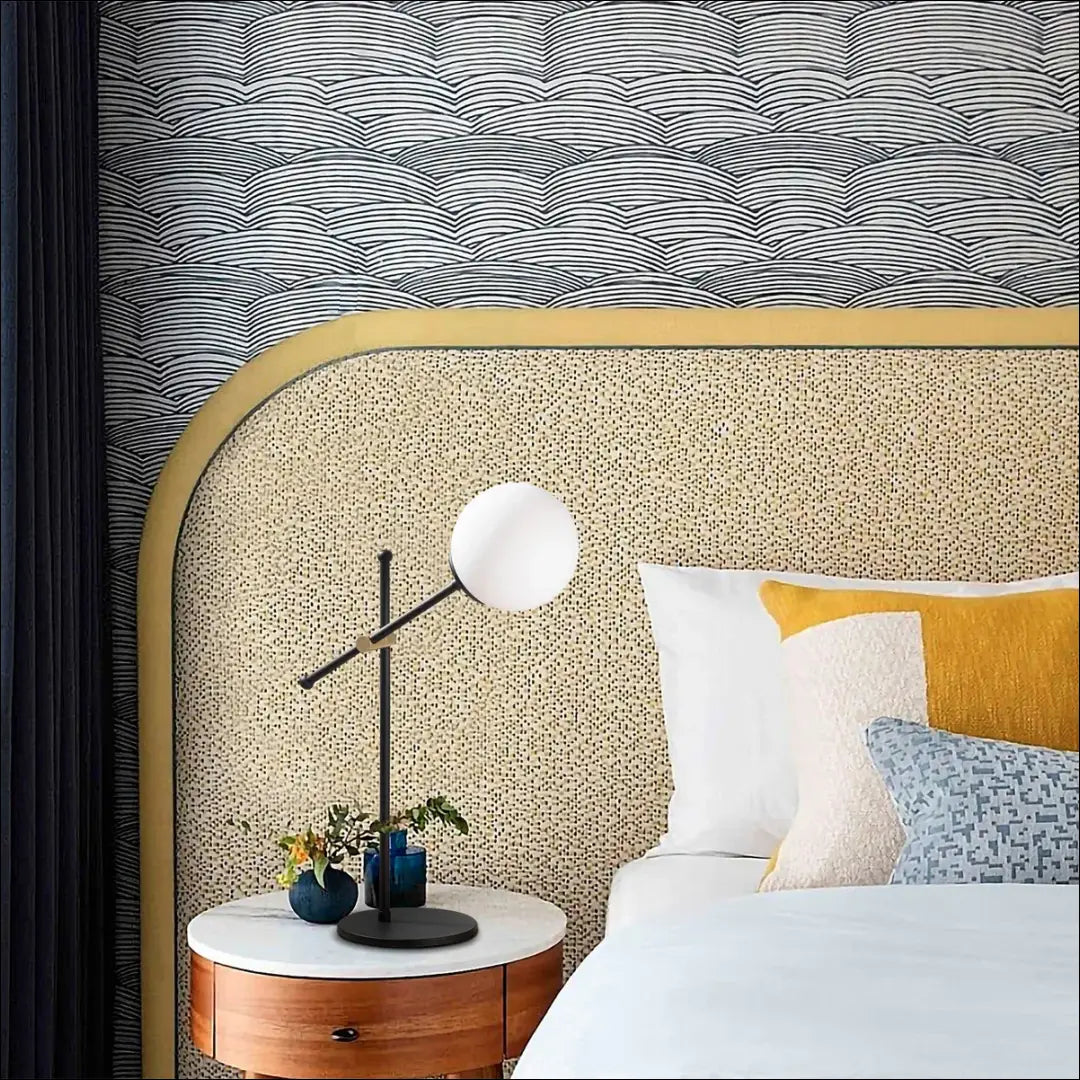 Stalinis šviestuvas DI10194 - €43 Save 55% 25-50, __label:Pristatymas 1-2 d.d., color-balta, color-juoda, interjeras