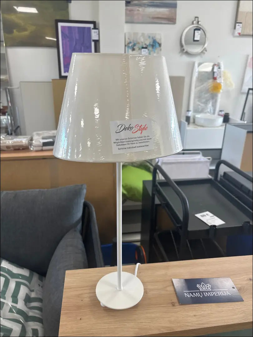 Stalinis šviestuvas DI10221 - €12 Save 65% __label:Pristatymas 1-2 d.d., color-balta, color-kremas, material-metalas,