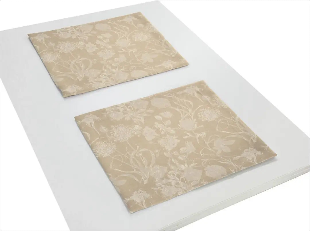 Stalo servetėlių komplektas (4vnt) DI11844 - €10 Save 50% __label:Pristatymas 1-2 d.d., color-smelio,