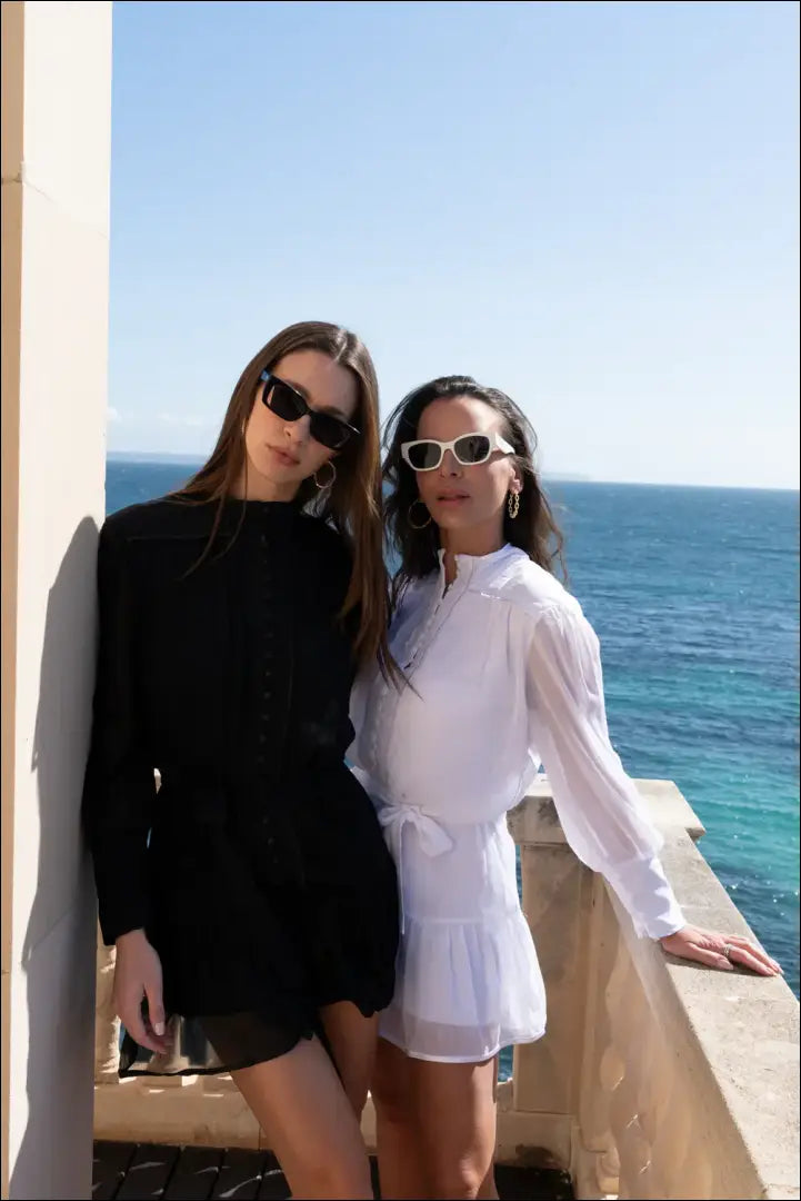 Suknelė DR011 - 50-100, __label:Pristatymas 1-2 d.d., color-balta, drabuziai, material-poliesteris €50 to €100 Cover