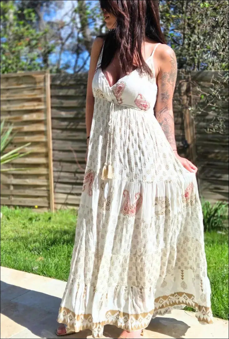 Suknelė DR015 - €63 Save 50% 50-100, __label:Pristatymas 1-2 d.d., color-balta, color-ruda, drabuziai €50 to €100