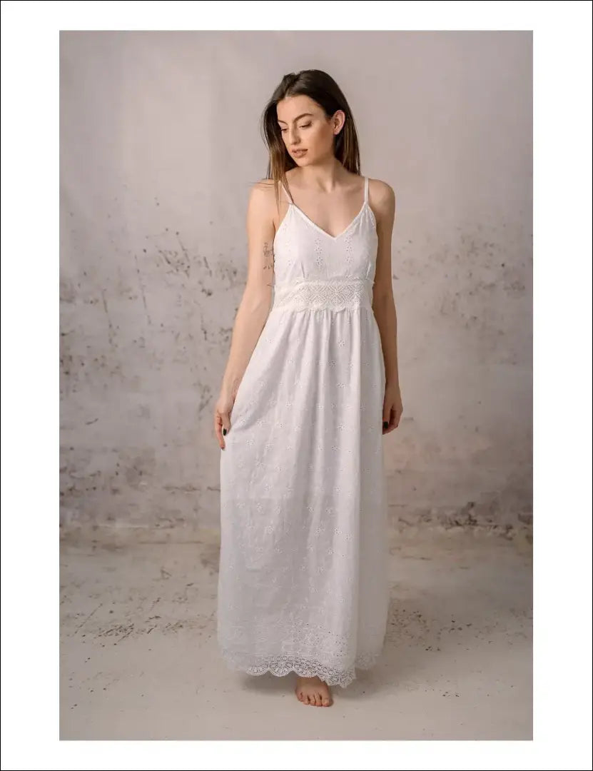 Suknelė DR027 - €52 Save 50% 50-100, __label:Pristatymas 1-2 d.d., color-balta, drabuziai, material-medvilne €50