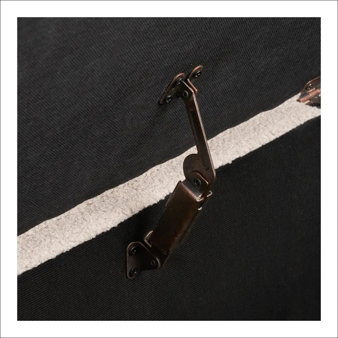 Suoliukas su daiktadėže bouclé smėlio spalvos 95x37x45 cm RD257 - €145 Save 15% 100-200, __label:Pristatymas 5-14 d.d.,