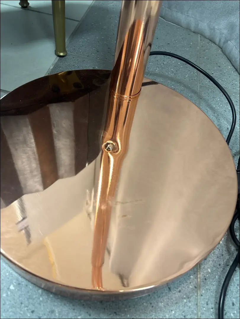 Toršeras DI8284 - €90 Save 60% 50-100, __label:Pristatymas 1-2 d.d., color-auksine, material-metalas, pazeistas €50