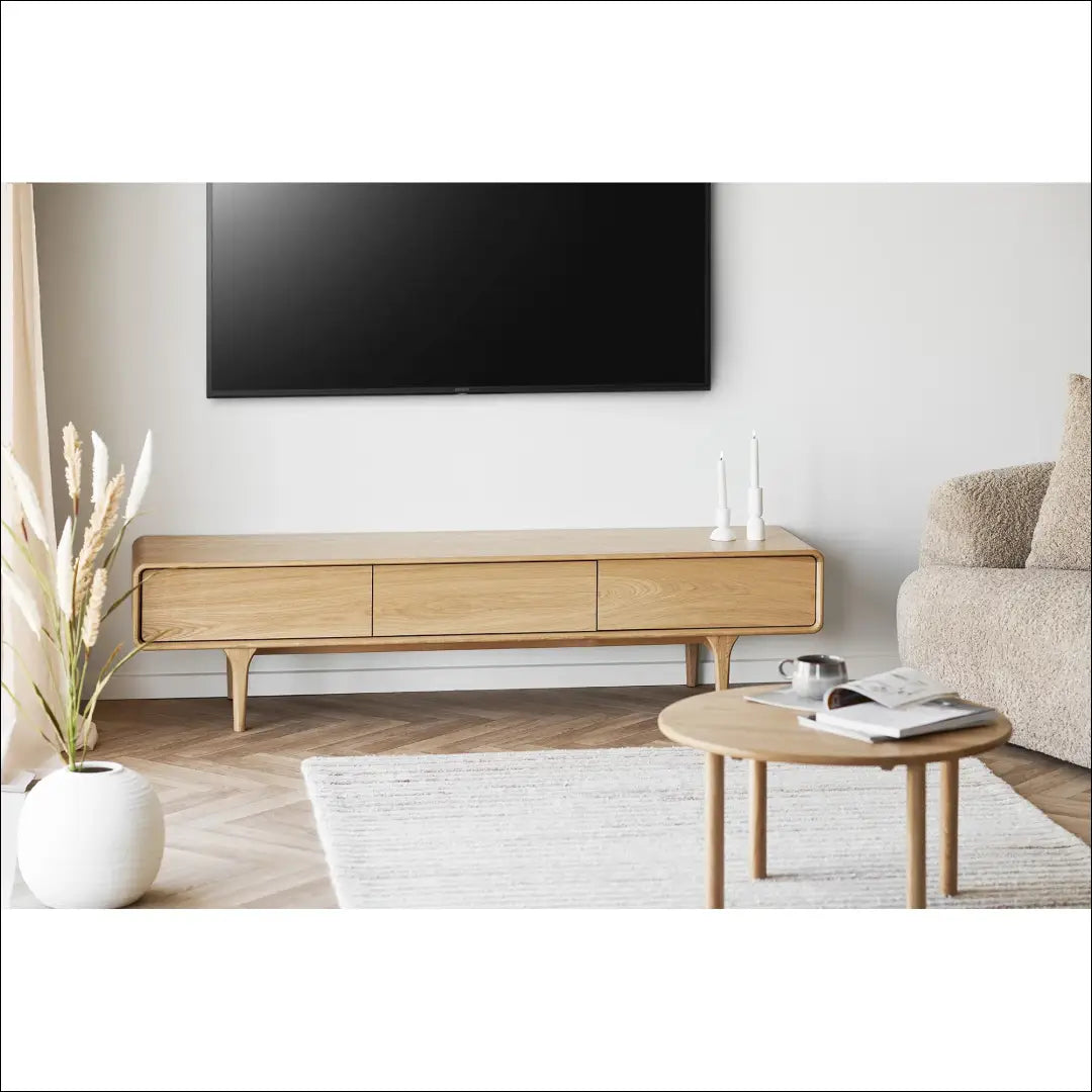 TV staliukas ąžuolo spalvos natūralios 180x45x45 cm RD533 - €908 Save 15% __label:Pristatymas 5-14 d.d., Natūrali,