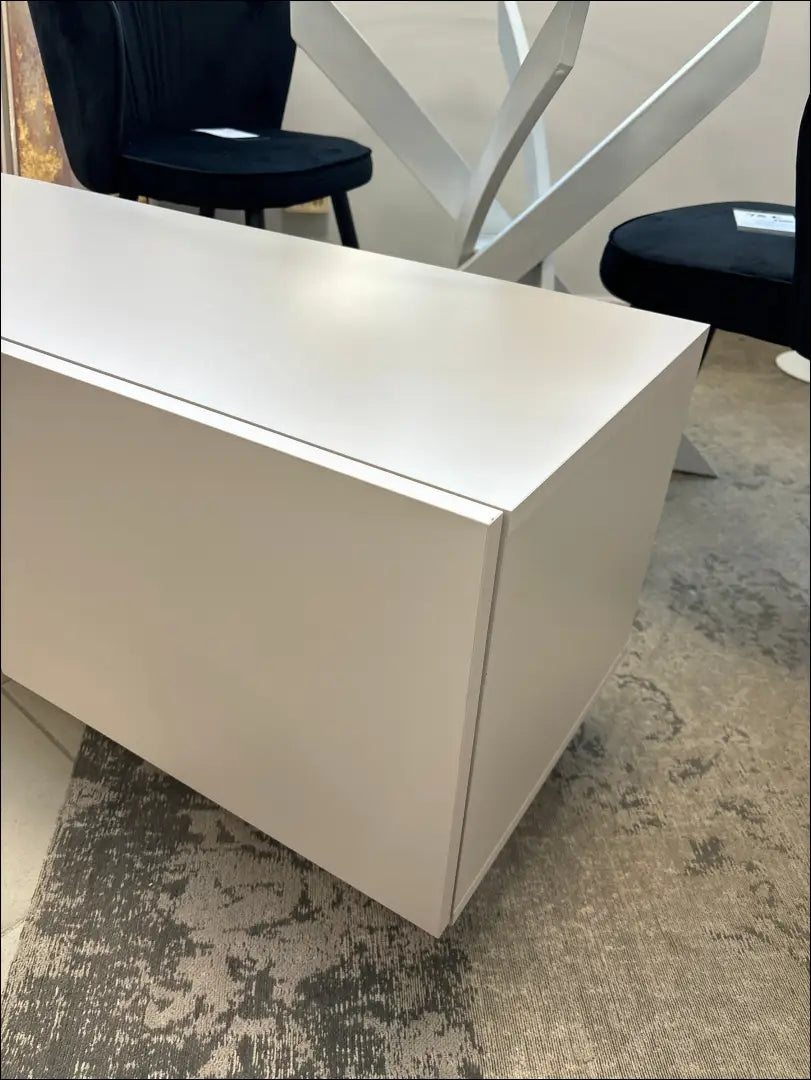 TV staliukas SI1319 - €60 Save 60% 50-100, __label:Pristatymas 1-2 d.d., color-kremas, material-mediena, spalva-kremas