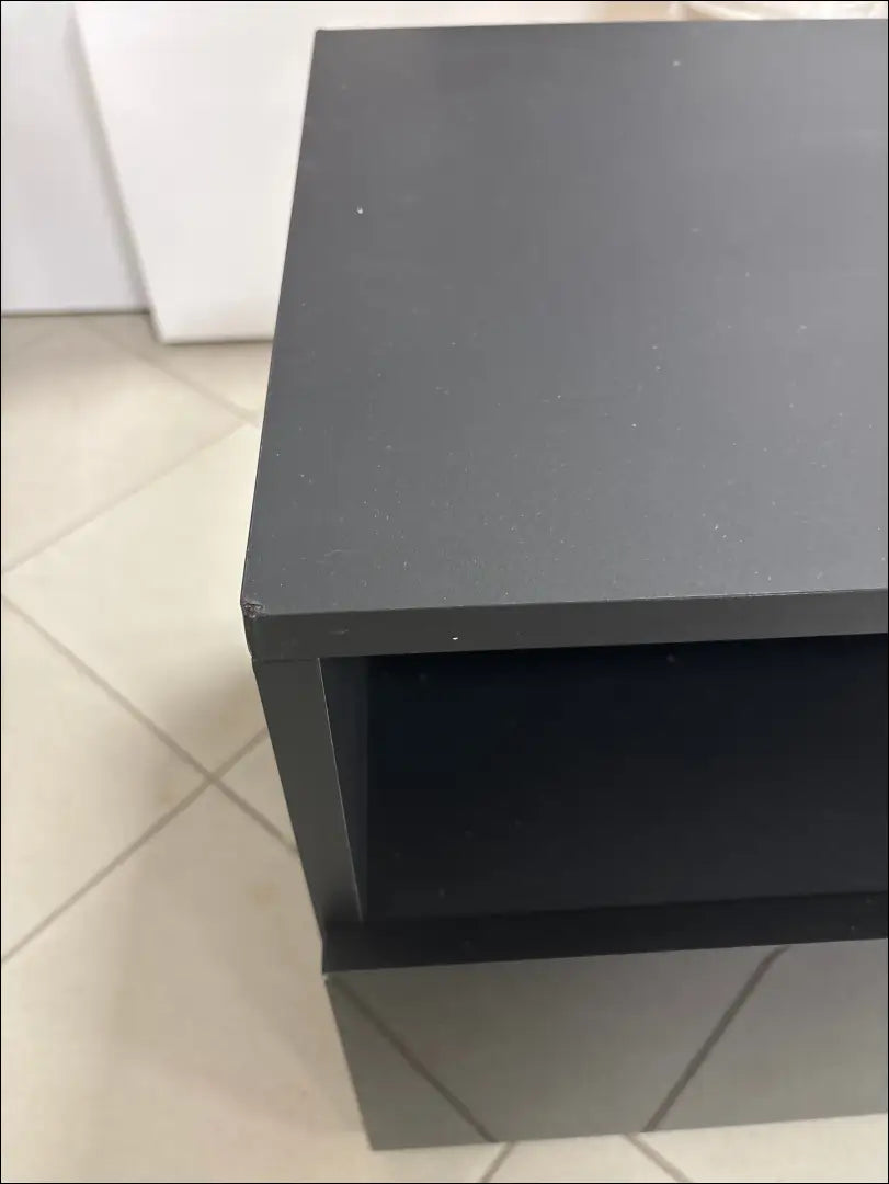 TV staliukas SI1758 - €80 Save 70% 50-100, __label:Pristatymas 1-2 d.d., color-juoda, material-mediena, pazeistas €50